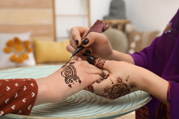 Mehndi Courses | The Creations Scholar Mehndi Courses | The Creations Scholar